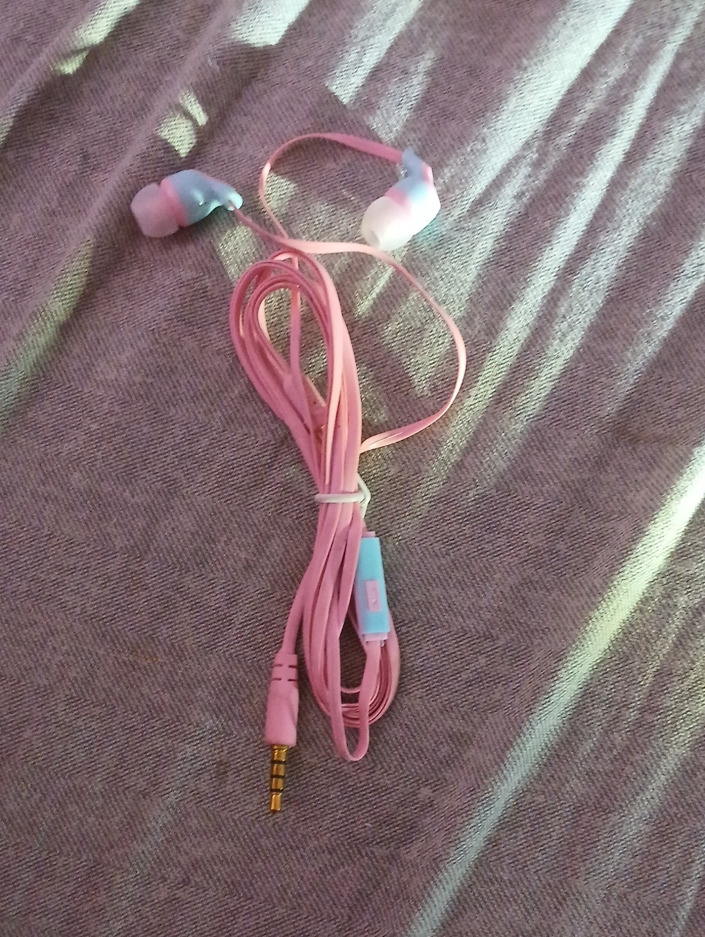 Pink Wired In-Ear Earbuds